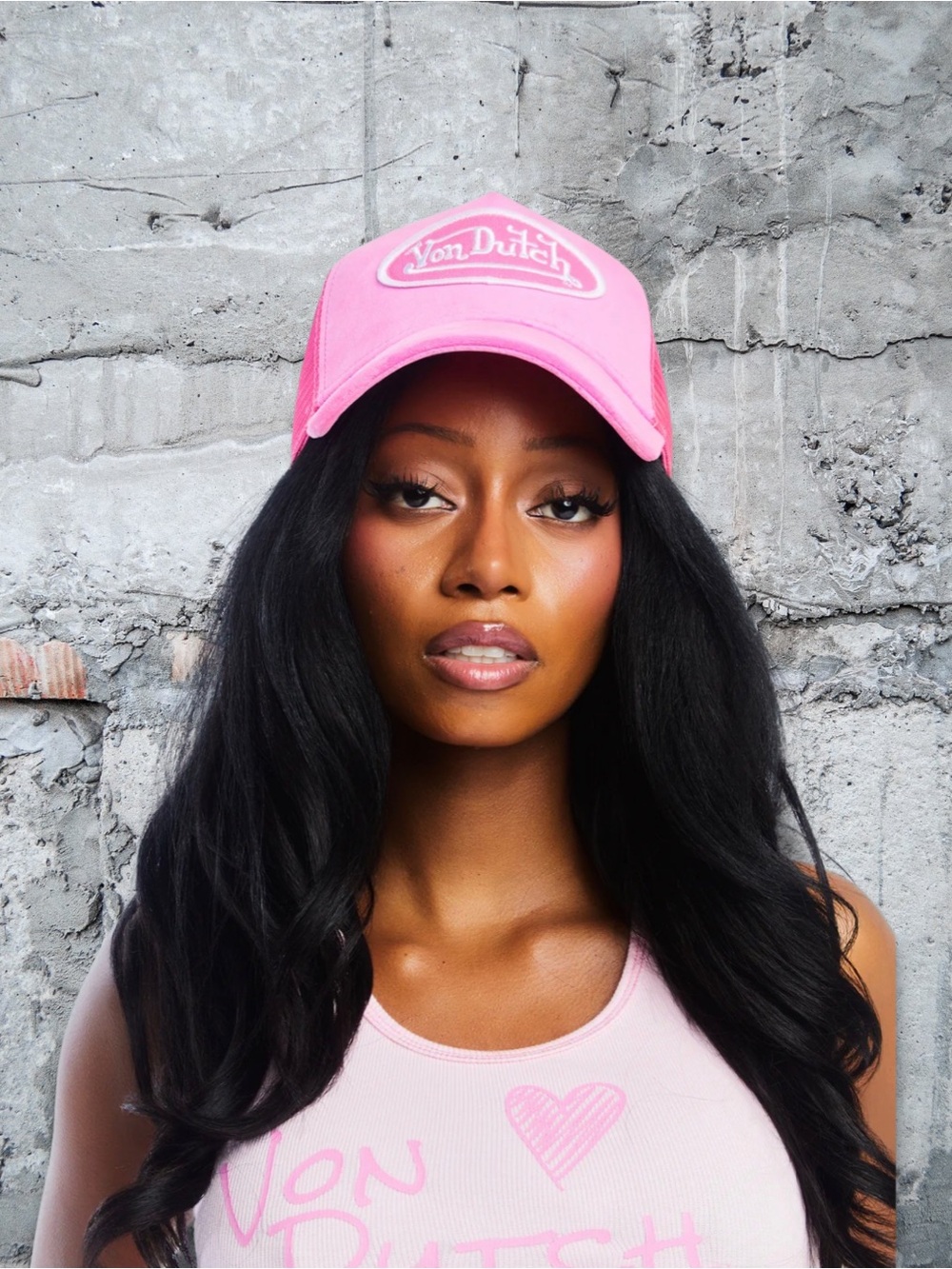 Von Dutch Bright Pink Velvet Trucker Hat - Picture 4 of 4